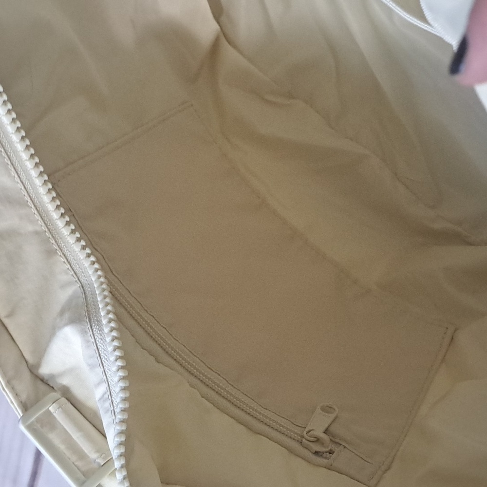 Bagsmart Cream Tote Gym Weekender Travel Bag - Picture 9 of 9